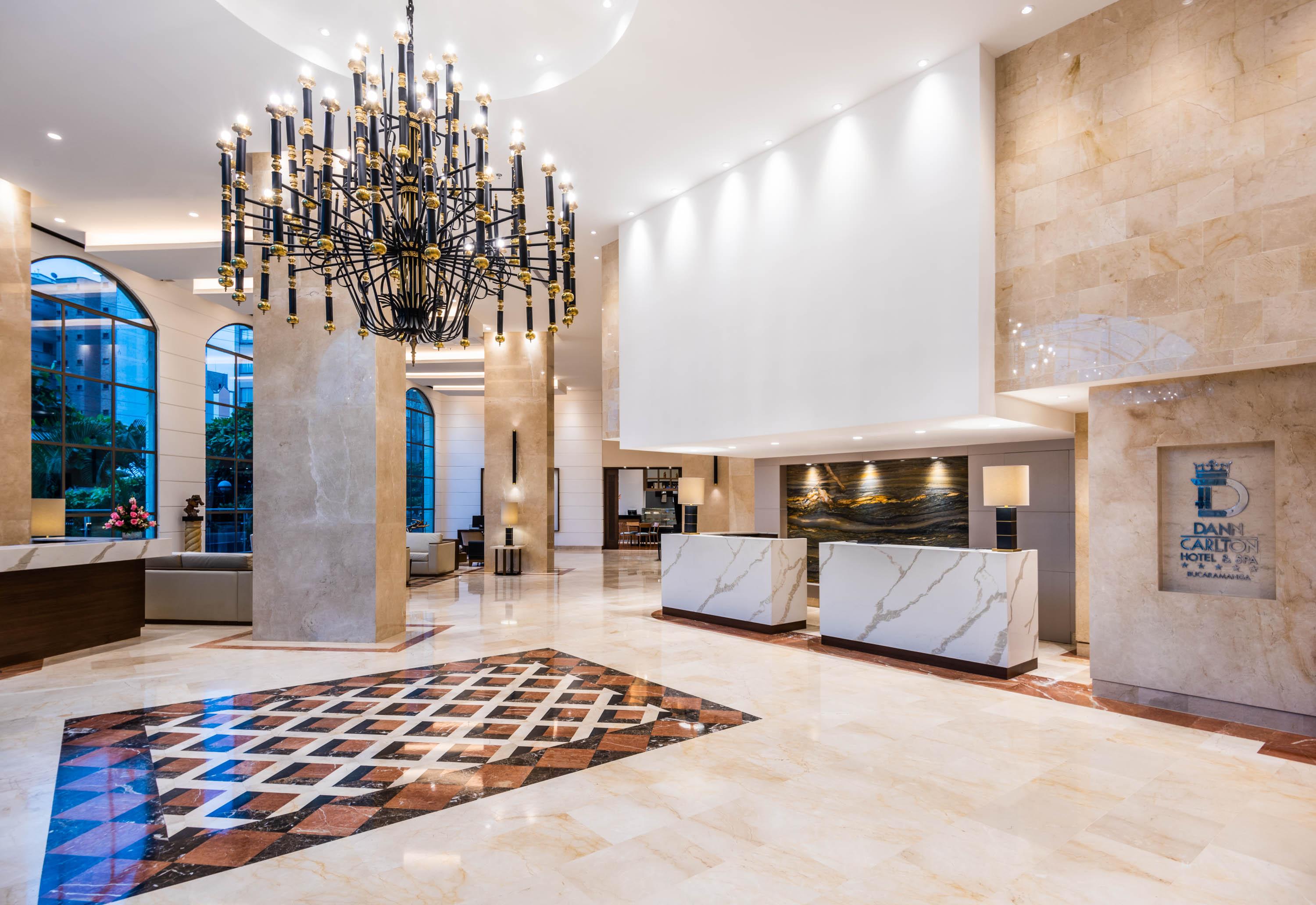 Hotel Dann Carlton Bucaramanga Exterior foto Lobby