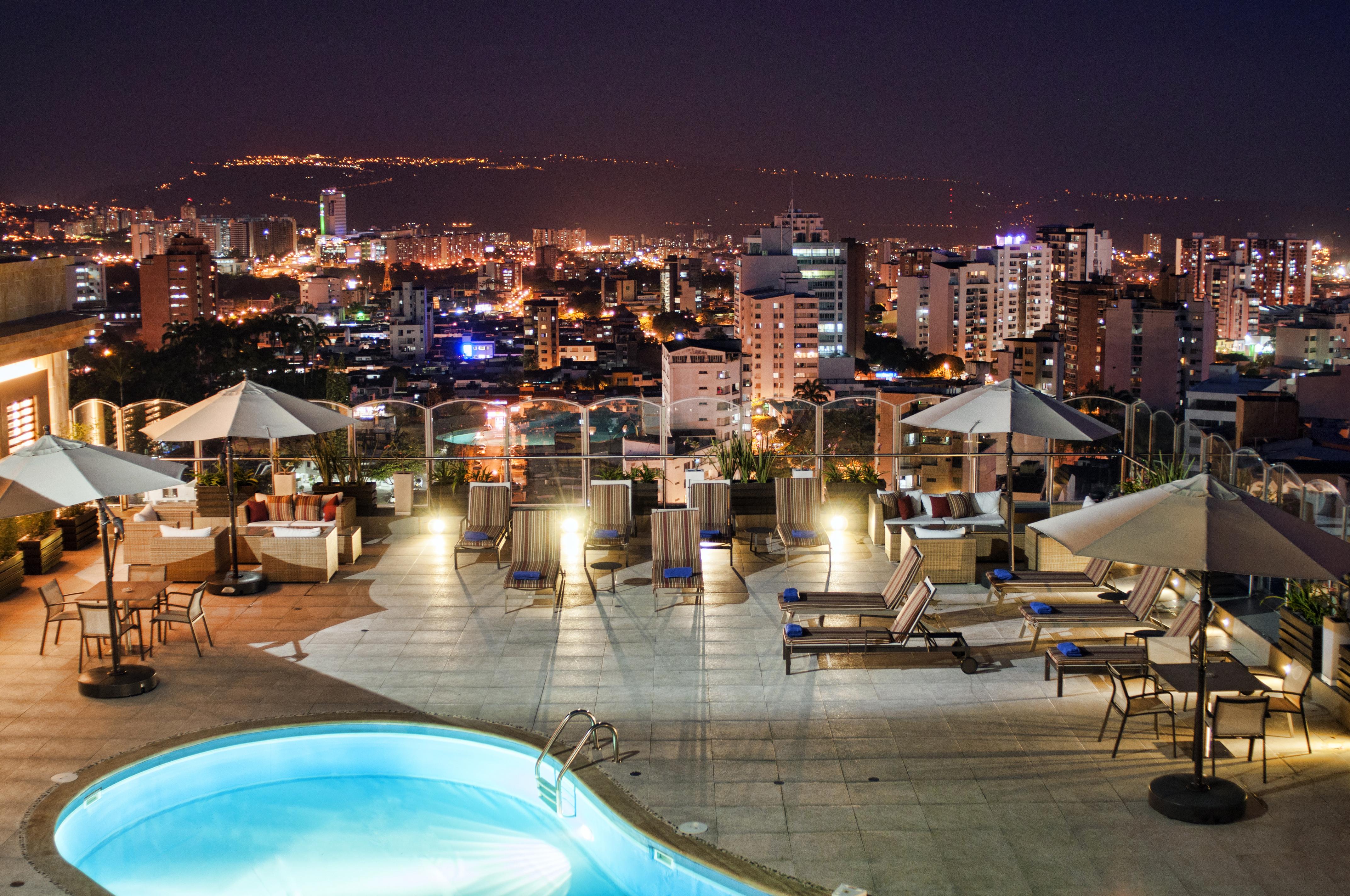 Hotel Dann Carlton Bucaramanga Exterior foto View of the city from the hotel